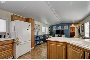 300 SW 7th Ave, Battle Ground, WA 98604 - Photo 9