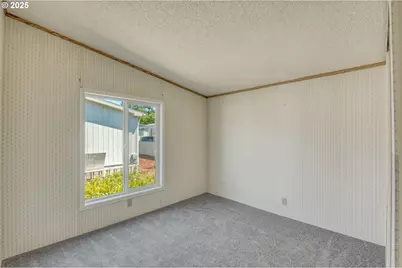 18485 SW Pacific #83, Tualatin, OR 97062 - Photo 15