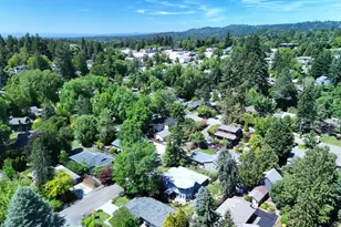 3118 SW Carson St, Portland, OR 97219 - Photo 35