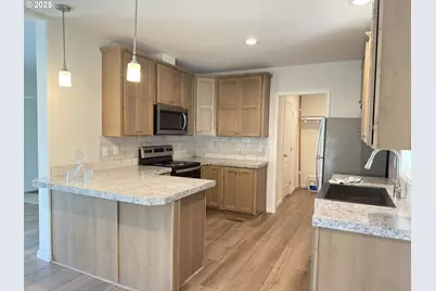 11316 NE 28th St #3, Vancouver, WA 98682 - Photo 7