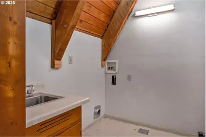 45265 Sunnyside Dr, Foster, OR 97345 - Photo 23