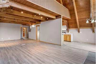 45265 Sunnyside Dr, Foster, OR 97345 - Photo 11