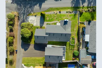 16281 Chapman Ln, Brookings, OR 97415 - Photo 3