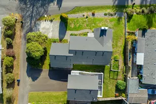 16281 Chapman Ln, Brookings, OR 97415 - Photo 3