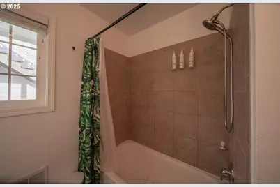 16281 Chapman Ln, Brookings, OR 97415 - Photo 13