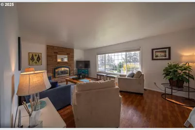 16281 Chapman Ln, Brookings, OR 97415 - Photo 7