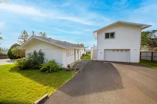 16281 Chapman Ln, Brookings, OR 97415 - Photo 25