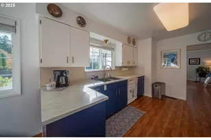 16281 Chapman Ln, Brookings, OR 97415 - Photo 19