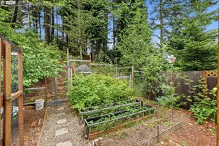 2256 Timberline Dr, Coos Bay, OR 97420 - Photo 39