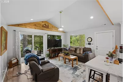 2256 Timberline Dr, Coos Bay, OR 97420 - Photo 5