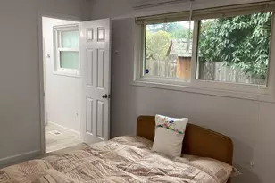 17706 SE Washington St, Portland, OR 97233 - Photo 19