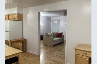 17706 SE Washington St, Portland, OR 97233 - Photo 11