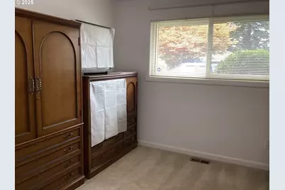 17706 SE Washington St, Portland, OR 97233 - Photo 27