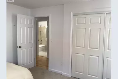 17706 SE Washington St, Portland, OR 97233 - Photo 25