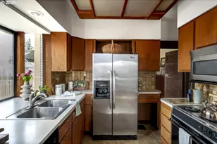 8324 NE Eugene St, Portland, OR 97220 - Photo 19