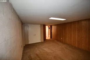 2534 W 10th St, The Dalles, OR 97058 - Photo 27