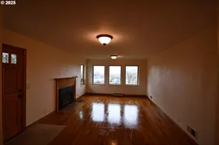 2534 W 10th St, The Dalles, OR 97058 - Photo 7