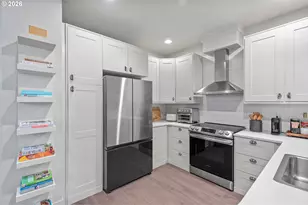 6207 SW 21st Ave, Portland, OR 97239 - Photo 9