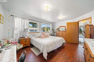 117 Driftwood Ave E, Garibaldi, OR 97118 - Photo 11