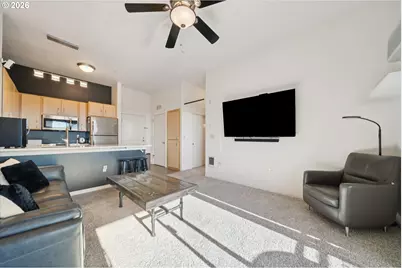 400 NE 100th Ave #406, Portland, OR 97220 - Photo 13