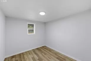 1348 Dakota St, Coos Bay, OR 97420 - Photo 25