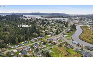 1348 Dakota St, Coos Bay, OR 97420 - Photo 3