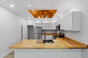 1348 Dakota St, Coos Bay, OR 97420 - Photo 11