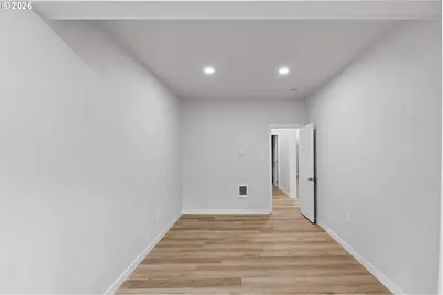 1348 Dakota St, Coos Bay, OR 97420 - Photo 17