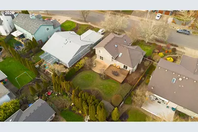 274 NE Lenox St, Hillsboro, OR 97124 - Photo 29