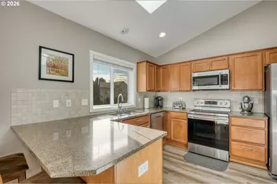 274 NE Lenox St, Hillsboro, OR 97124 - Photo 7