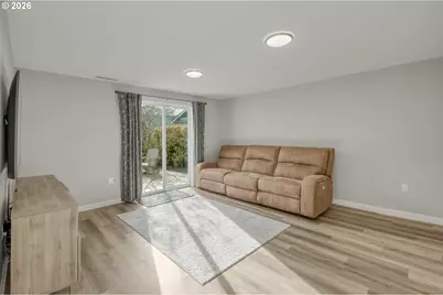 274 NE Lenox St, Hillsboro, OR 97124 - Photo 13