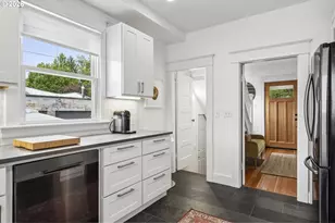 3504 SE Alder St, Portland, OR 97214 - Photo 11