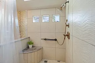 1635 NW 118th Ct, Portland, OR 97229 - Photo 27