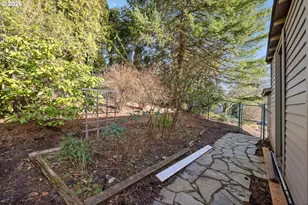 1635 NW 118th Ct, Portland, OR 97229 - Photo 45