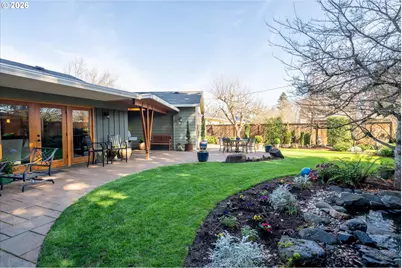 2746 Norbert Ln, Eugene, OR 97401 - Photo 29