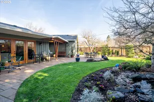 2746 Norbert Ln, Eugene, OR 97401 - Photo 29