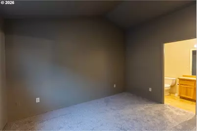 374 NW 25th St, Redmond, OR 97756 - Photo 37