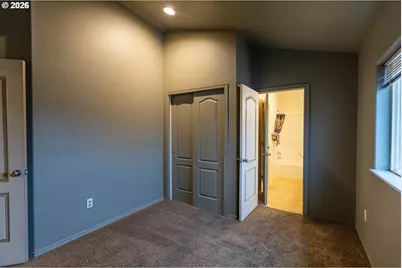 374 NW 25th St, Redmond, OR 97756 - Photo 31
