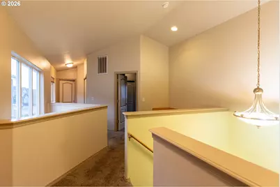 374 NW 25th St, Redmond, OR 97756 - Photo 27