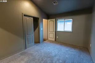 374 NW 25th St, Redmond, OR 97756 - Photo 39