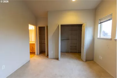 374 NW 25th St, Redmond, OR 97756 - Photo 23