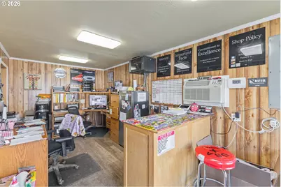 1541 Roseburg Rd, Myrtle Point, OR 97458 - Photo 9