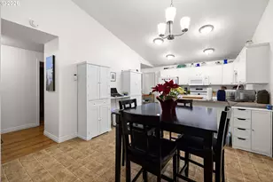 12380 SW Walnut St, Portland, OR 97223 - Photo 15