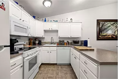 12380 SW Walnut St, Portland, OR 97223 - Photo 5