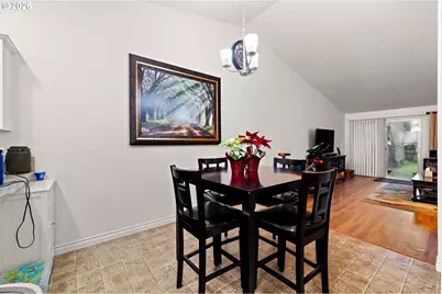 12380 SW Walnut St, Portland, OR 97223 - Photo 7