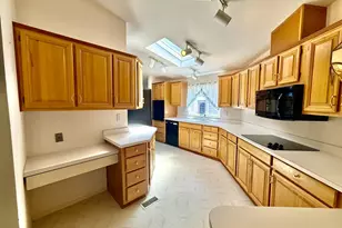 507 Robin Ln, Florence, OR 97439 - Photo 11