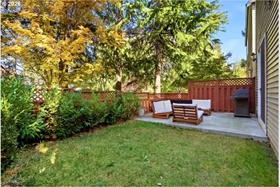3165 SE Blue Bird Dr, Hillsboro, OR 97123 - Photo 27