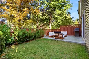 3165 SE Bluebird Dr, Hillsboro, OR 97123 - Photo 27