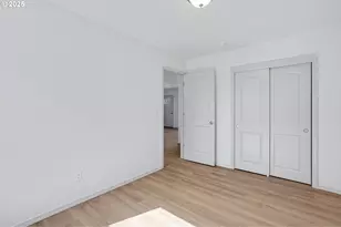 7028 SE 86th Ave, Portland, OR 97266 - Photo 17