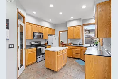 1623 NE Leewood Ave, Keizer, OR 97303 - Photo 9